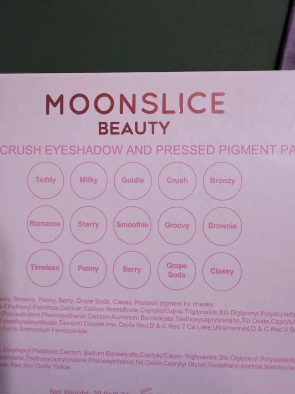 Pink Multi-Finish Eyeshadow Palette — Pink & Gold Tones